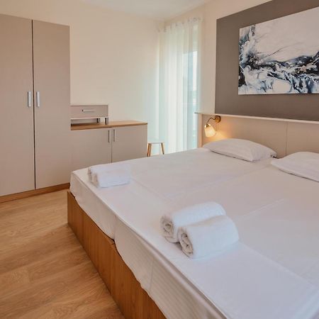 Luxury Apartments Vili Umag Exterior foto